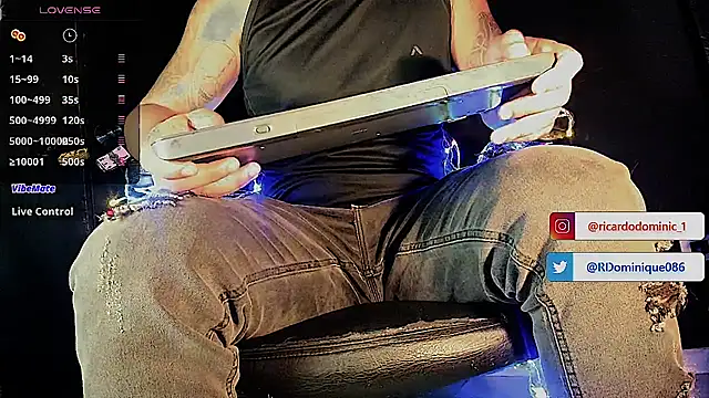 FuckHardlove live sex cam