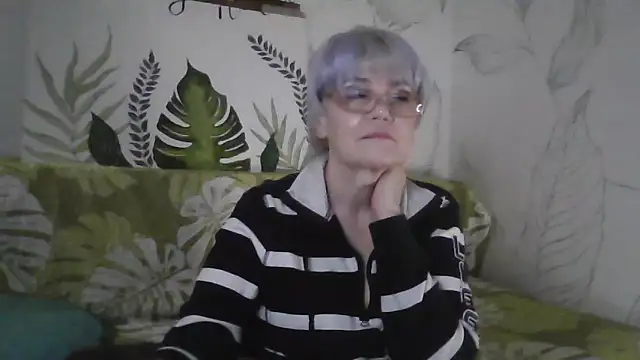 Catty_Lady's cam snapshot