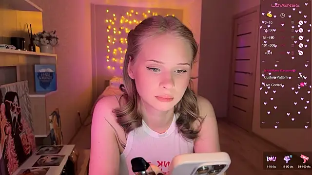 lisa_barbie's cam snapshot