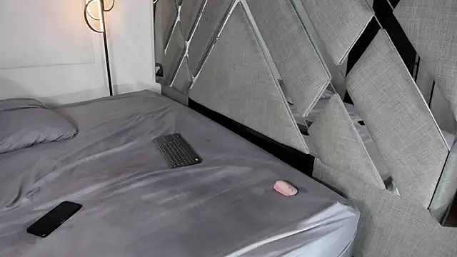 Peter_chase live sex cam