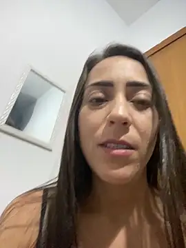 lucioliveira's cam snapshot