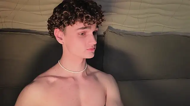 adam_21cm__ live sex cam