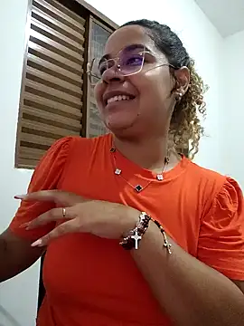 VitoriaFernandes live sex cam