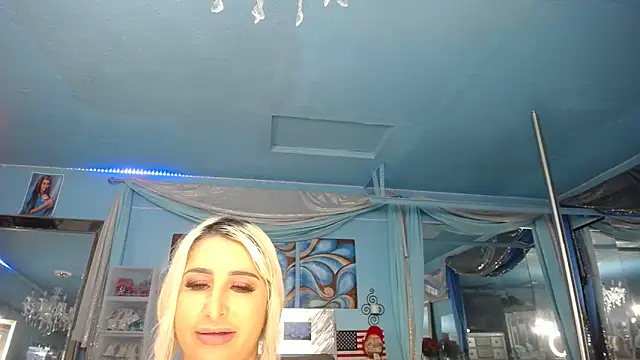 ADRIANNA_FOX live sex cam