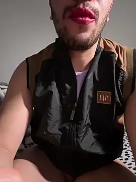 yaxxx03 live sex cam