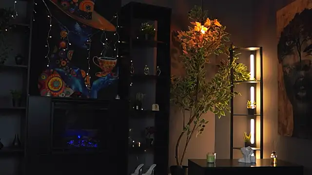 Evelyn_Evyyy live sex cam