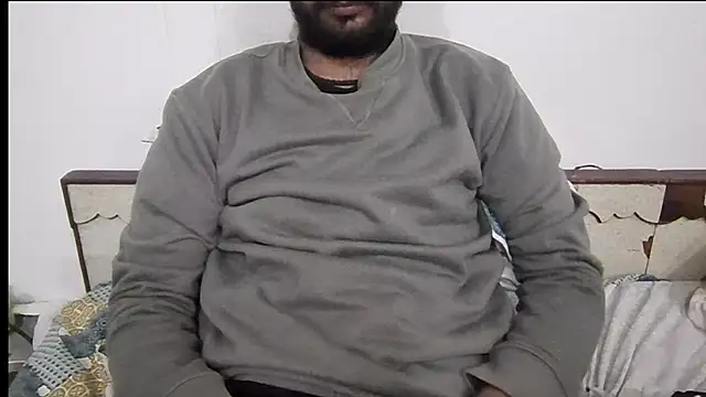 UncutLund's cam snapshot