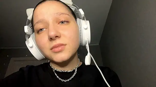 FaviolaHurl's cam snapshot