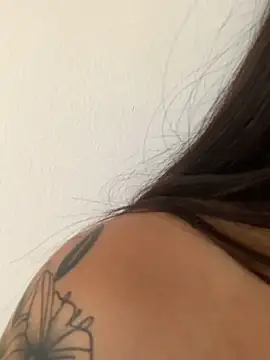 Valu_euphoria's cam snapshot