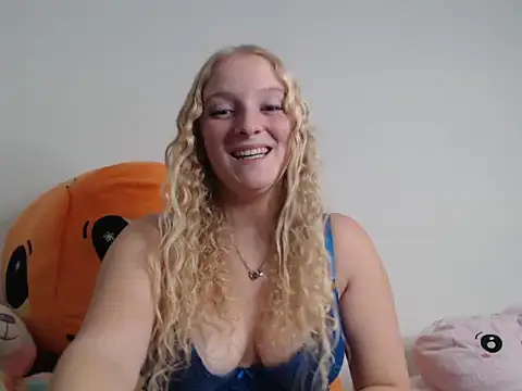 Sophie_cute06 live sex cam