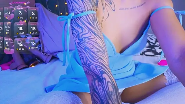 Mia_Tin's cam snapshot