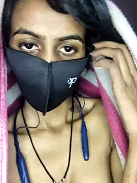 Thaper_Meera2's cam snapshot