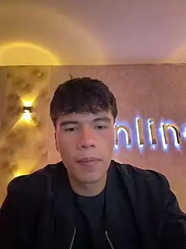 Logan_smith1 live sex cam