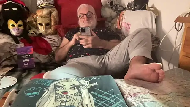 EroticVenetian live sex cam