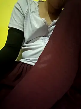 Deeksha-1996's cam snapshot