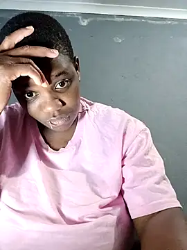 Bigchoccojugsxx's cam snapshot