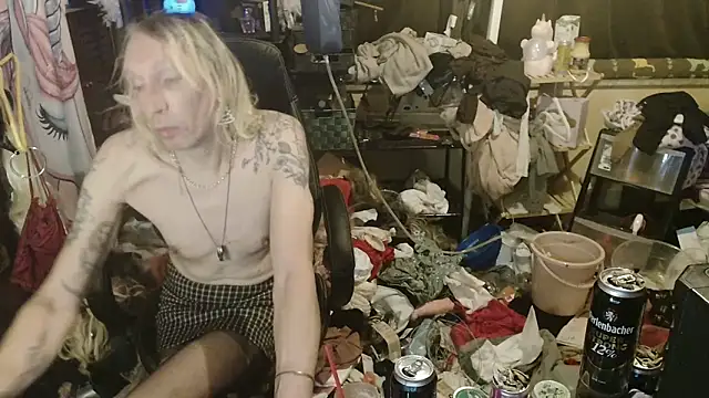 Ombeline1 live sex cam