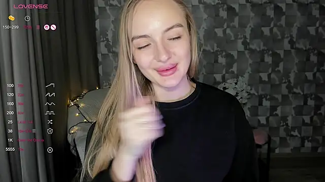 A_delina's cam snapshot