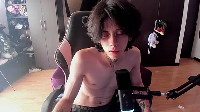 xIce_Boy live sex cam