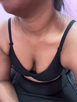 tamil_Aarathi's cam snapshot