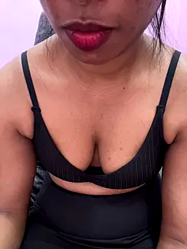 tamil_Aarathi's cam snapshot