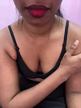 tamil_Aarathi's cam snapshot