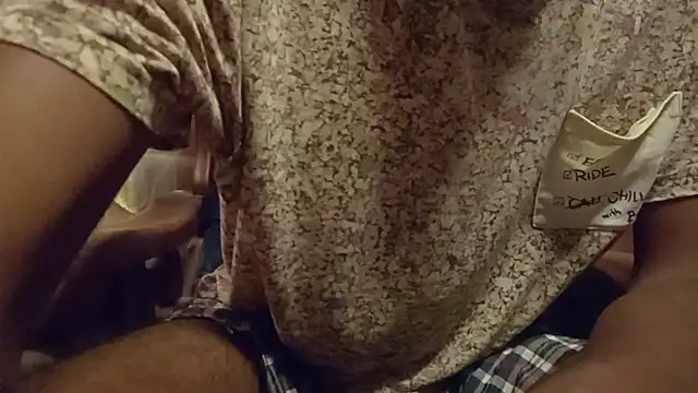 Browncat73's cam snapshot