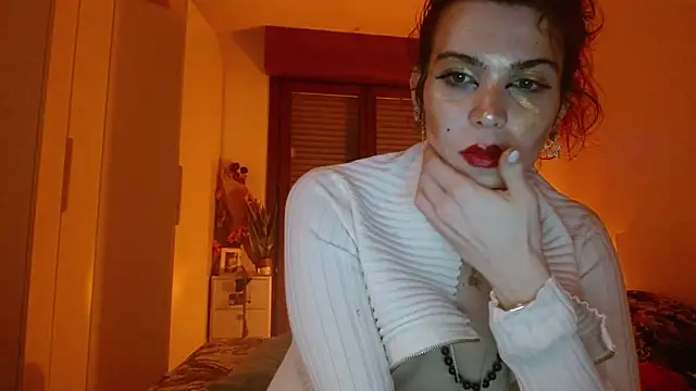 Regina_5's cam snapshot