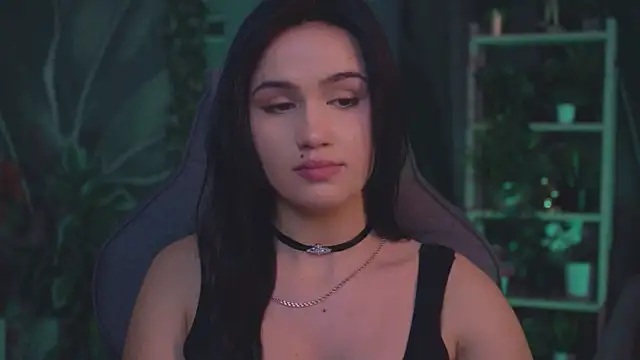 MonicaFarmer's cam snapshot