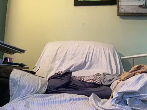 GeekyUCTop's cam snapshot