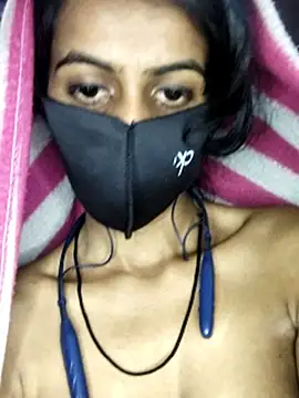 Thaper_Meera2's cam snapshot