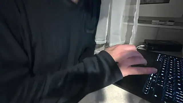 TARKAN1 live sex cam