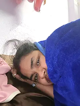 Deborbhavi222 live sex cam