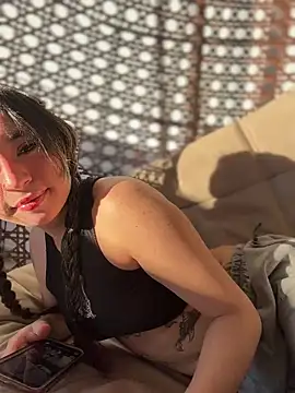 Sophie_LS live sex cam