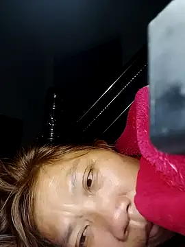 bella-la's cam snapshot