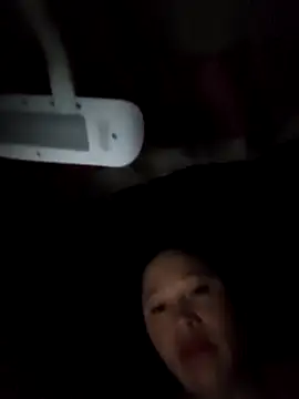 Y-eahi's cam snapshot