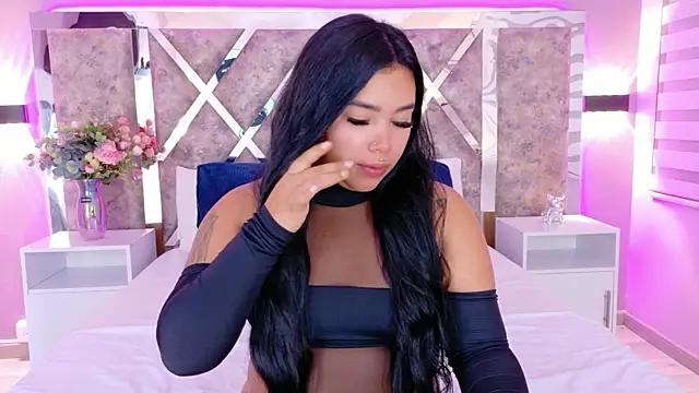 Liaevans__'s cam snapshot