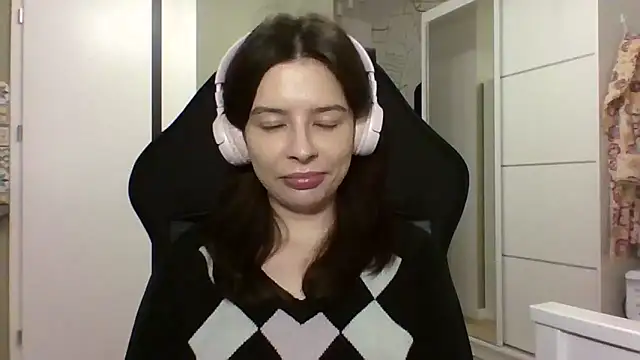 LariceSexy's cam snapshot