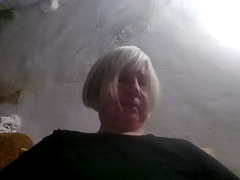 KlaudiaDarling's cam snapshot