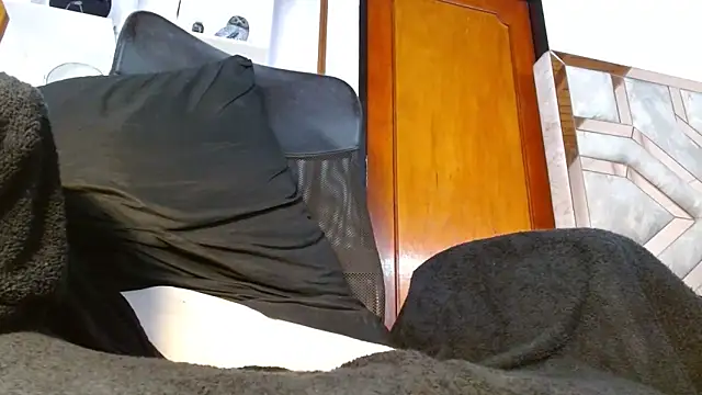 CONNY_BENSS live sex cam