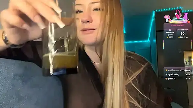 PandaFluff's cam snapshot