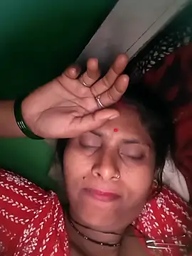 Maya_mohni's cam snapshot