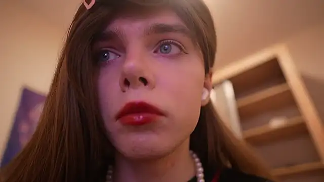 tasty_stranger_aishe live sex cam