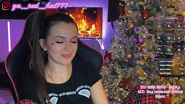 -RED_HAT-'s cam snapshot