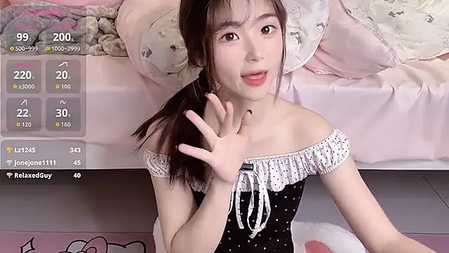 guoguo-77 live sex cam