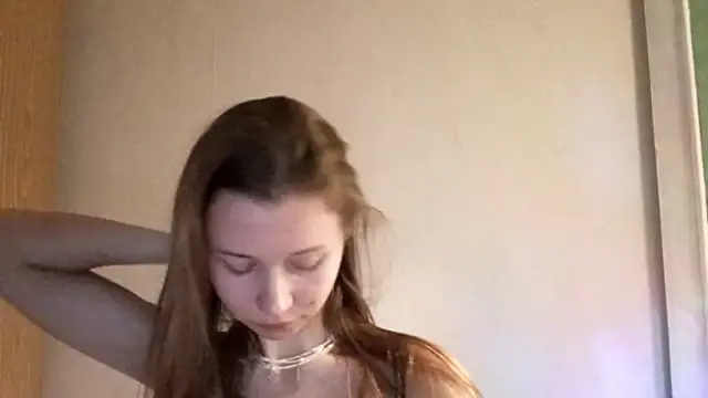 Aura_skyei's cam snapshot