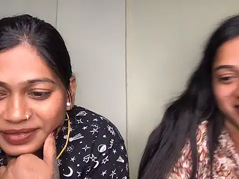 HoleyCoupon's cam snapshot