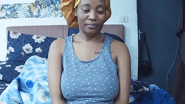 SweetPortableAmber's cam snapshot