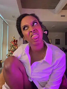 Your_Paris's cam snapshot