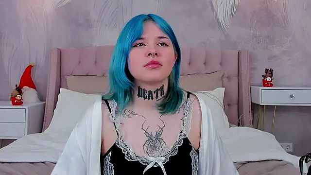 EmmaMalone's cam snapshot